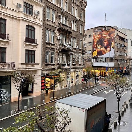 Cozy Apartment With Balcony Bucureşti Exterior foto