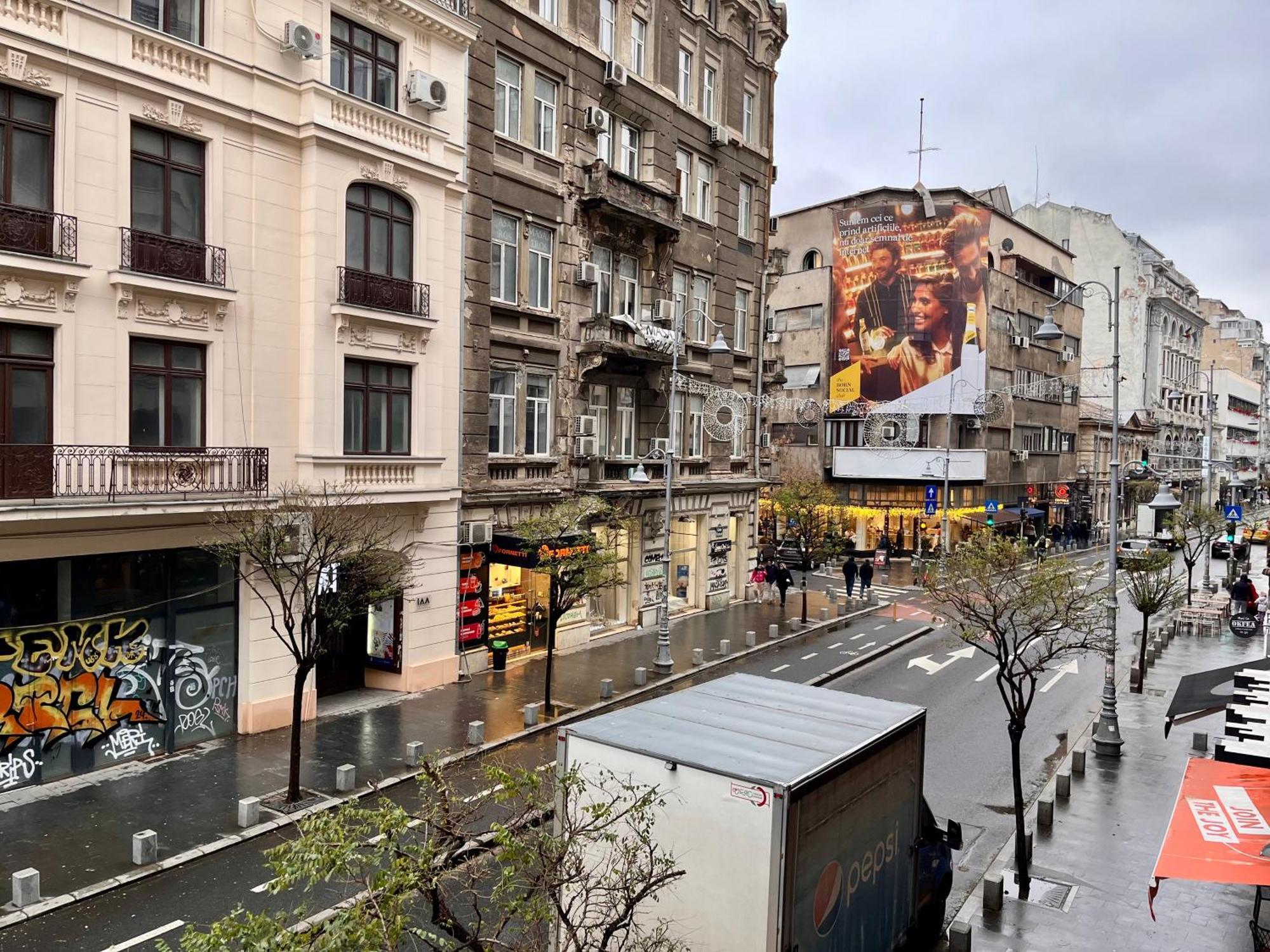 Cozy Apartment With Balcony Bucureşti Exterior foto